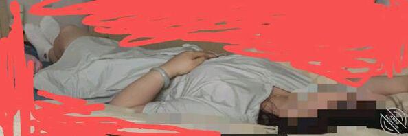 迷草自己的骚母狗妈妈(1)0