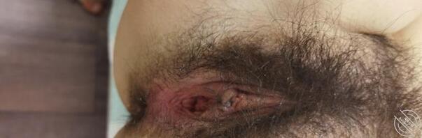 我狠狠的强奸了我的丈母娘,将它调教成为了我的专属精盆1