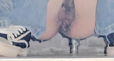 厕拍 高个子和黄毛女大1