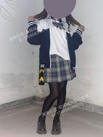 原创大学妹妹同居系列…99妹妹黑丝双马尾JK露出1