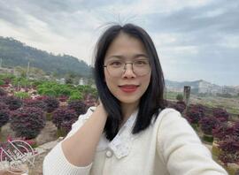 分享下我姑姑 她的鞋子也被我打满了 风格很多种 是个闷骚小学老师 性欲绝1