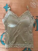 打胶丈母娘小姨子内衣鞋，射小姨子到鞋上0