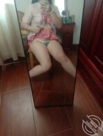 18岁高三白嫩胖妞