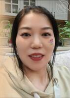 这是我三孃，也是40多岁了，但是有一股说不出来的韵味。1