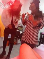 原创33、我去丈母娘店里做按摩,她怕跟我发生什么,叫店员陪同。1