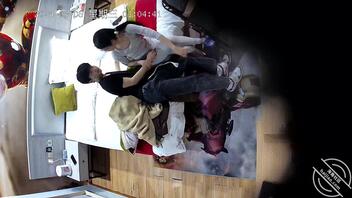 新鲜偷拍视频欣赏，安防酒店实时监控偷拍直播，实时可回放，小情侣都开学了0