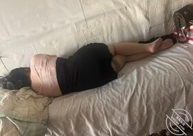 奶奶睡觉偷拍骚脚1