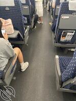 高铁上面的美腿与抄底0