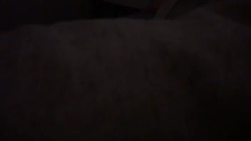 西安雁塔，骚逼老婆被搞出水，操上一顿，尽最大努力偷拍的