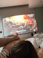 绿帽老公又让她出来被塞满了0