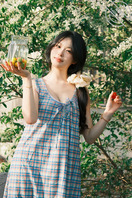 刷高中同学的朋友圈，露出乳沟我直接射了0