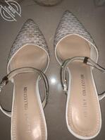 扫楼三双高跟鞋偷拍0