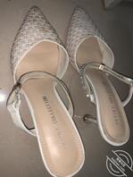 扫楼三双高跟鞋偷拍1