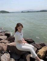 3【原创】突然脑子一热,这是绿帽癖吗?想把老婆奶子照片发给兄弟看1