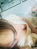 偷拍小姨子睡午觉