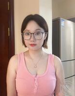 我这迷人的小姨子，天天看的我是鸡吧硬。晚上又得去干你姐泻火。