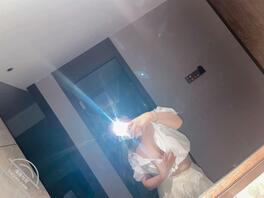 不懂事的还在叫姐姐～懂事的已经让姐姐在叫了～0