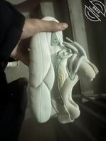 扫楼打胶，射女高骚臭运动鞋0