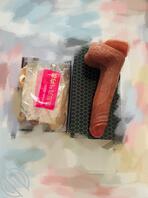 潜入小姨子闺房，果然发现意料之中的东西！2