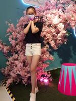 穿上衣服的少妇还挺反差的1