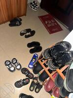 扫楼打胶，终于蹲到了心心念念的高跟，附女主朋友圈穿着高跟鞋照片1