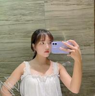 露脸视频骚逼女友谢冬华第一视角被单男无套爆操0