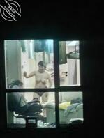 又拍到骚邻居漏奶2