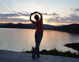 欣赏美丽的岳母洗澡0