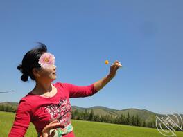 欣赏美丽的岳母洗澡1