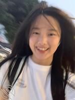 这期就稍微分享下和小表姐以前的事情视频啥的这期就不出了发点小表姐生活照0