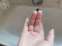 3今天觉得好热啊,内裤也不想穿了,把毛毛也刮了,出门会不会走光啊,真的好2