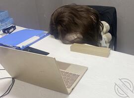 【真实乱伦】庆祝舅妈生日给 外甥足交乱伦2