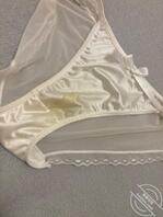 大二的姐姐，手机里的秘密被我发现2