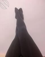 表妹的丝袜美腿喜欢吗？0