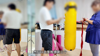 【真实乱伦】瑜伽馆绑住舅妈品尝舅妈美穴 舅妈视角拍交媾处2