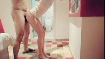 车展现场草车模休息区直接后入