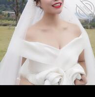 小姨子的视频缩略图0