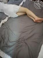 【原创】(2)去妹妹房间叫她洗碗,一瞬间脑海里充满AV剧情,差点后入2