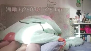 带着针孔摄像头上门  亲自示范怎样把人妻一步步拿下