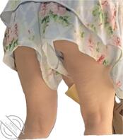 偷拍老板娘露出内裤