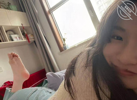 高颜值 还没毕业的妹子 就开始找人求操了(洛阳 西安 郑州)1