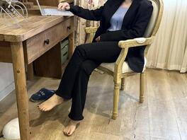 6;小妈西装革履的女强人范,强烈的反差感1