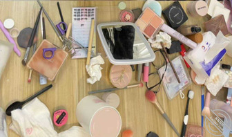 [原创视频]亲二姐准备化妆去酒吧约炮，被我堵在门口爆操了，爽！2