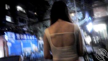 (原创)成都到遍地是妓女,温柔御姐型美女主动给我打折降价0