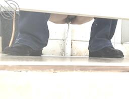 这逼撒尿哗哗哗……0