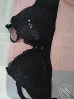 来这里分享你们射在妈妈胸罩上的照片