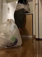 晚上喝了点酒，后妈厨房做给我熬汤，忍不住了