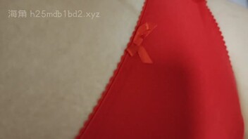 【原创】回家的诱惑之全裸妈妈精射满嘴！