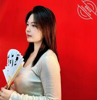 这小骚货母狗，人妻感满满的还是个女大学生0