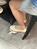 偷拍一些老阿姨熟女的短丝袜脚照片，有喜欢的吗2